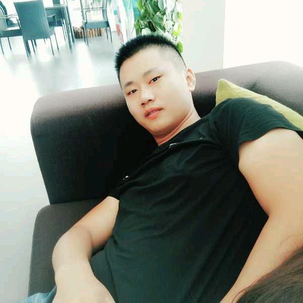 李新