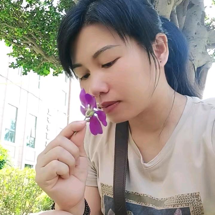 啊珊百货（红场）