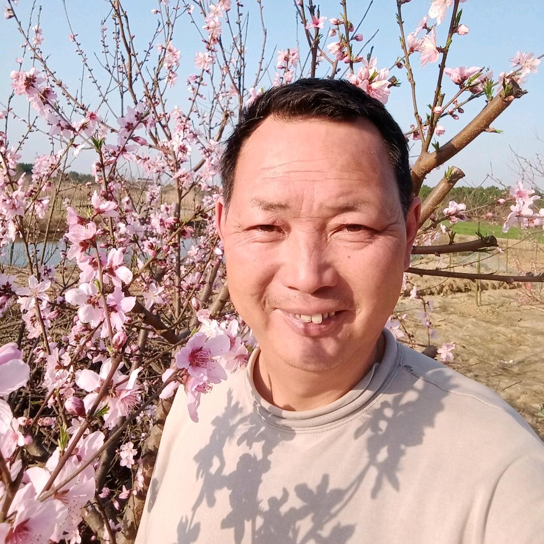 润农养殖场的伙计老张