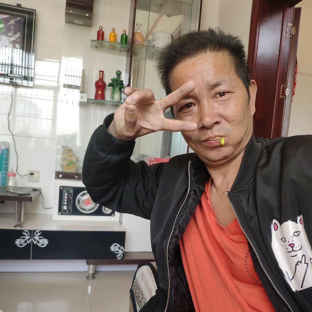 幸福的一大家人