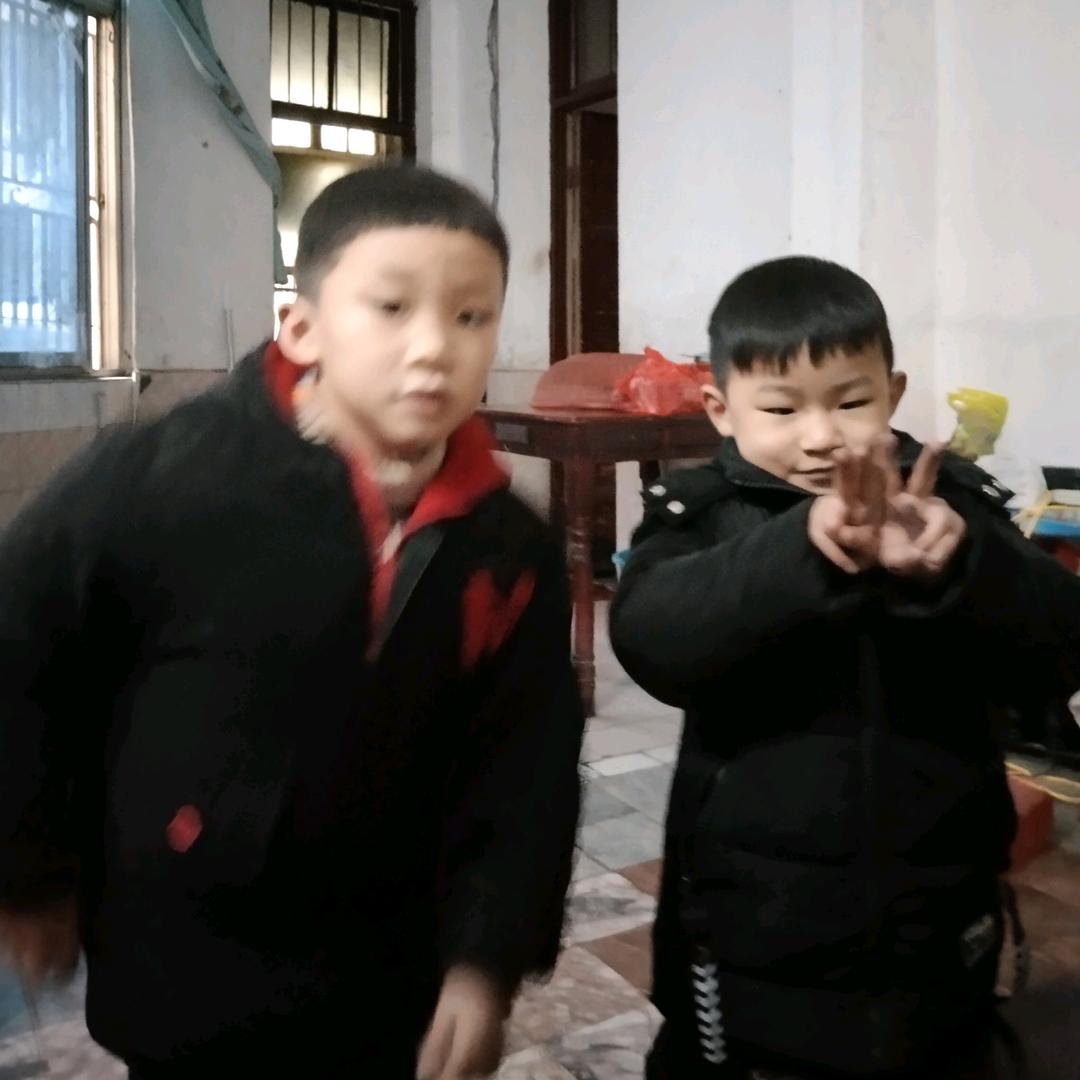 周火姣