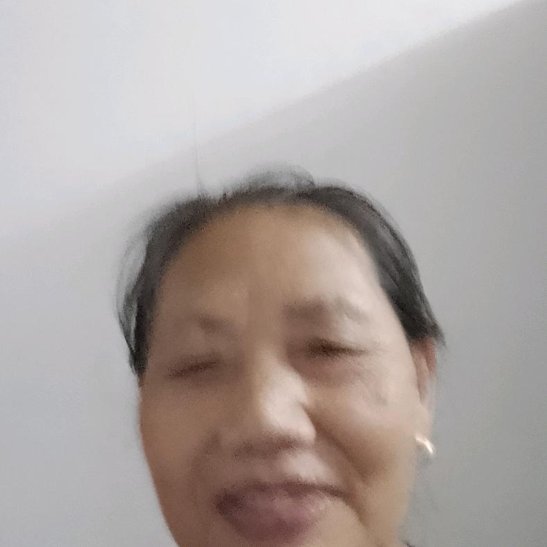 李少英