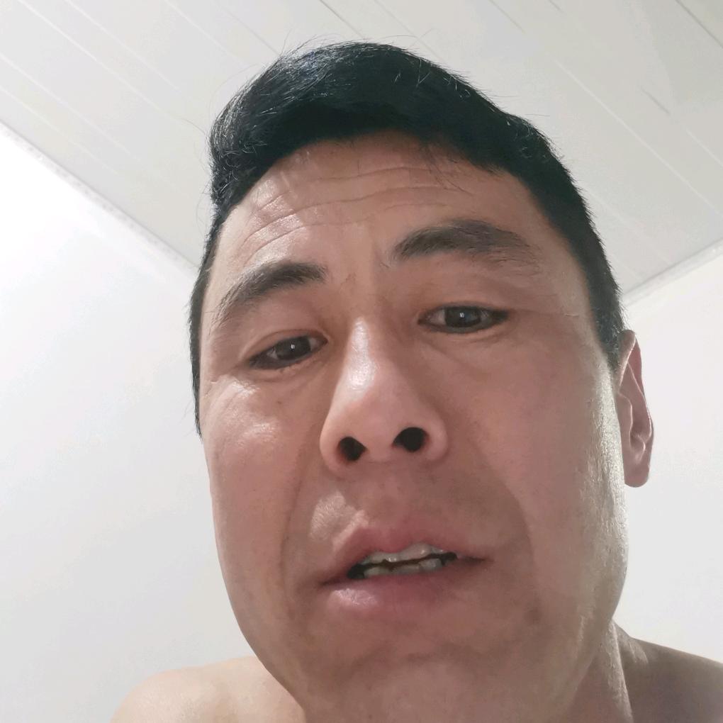 李世彬