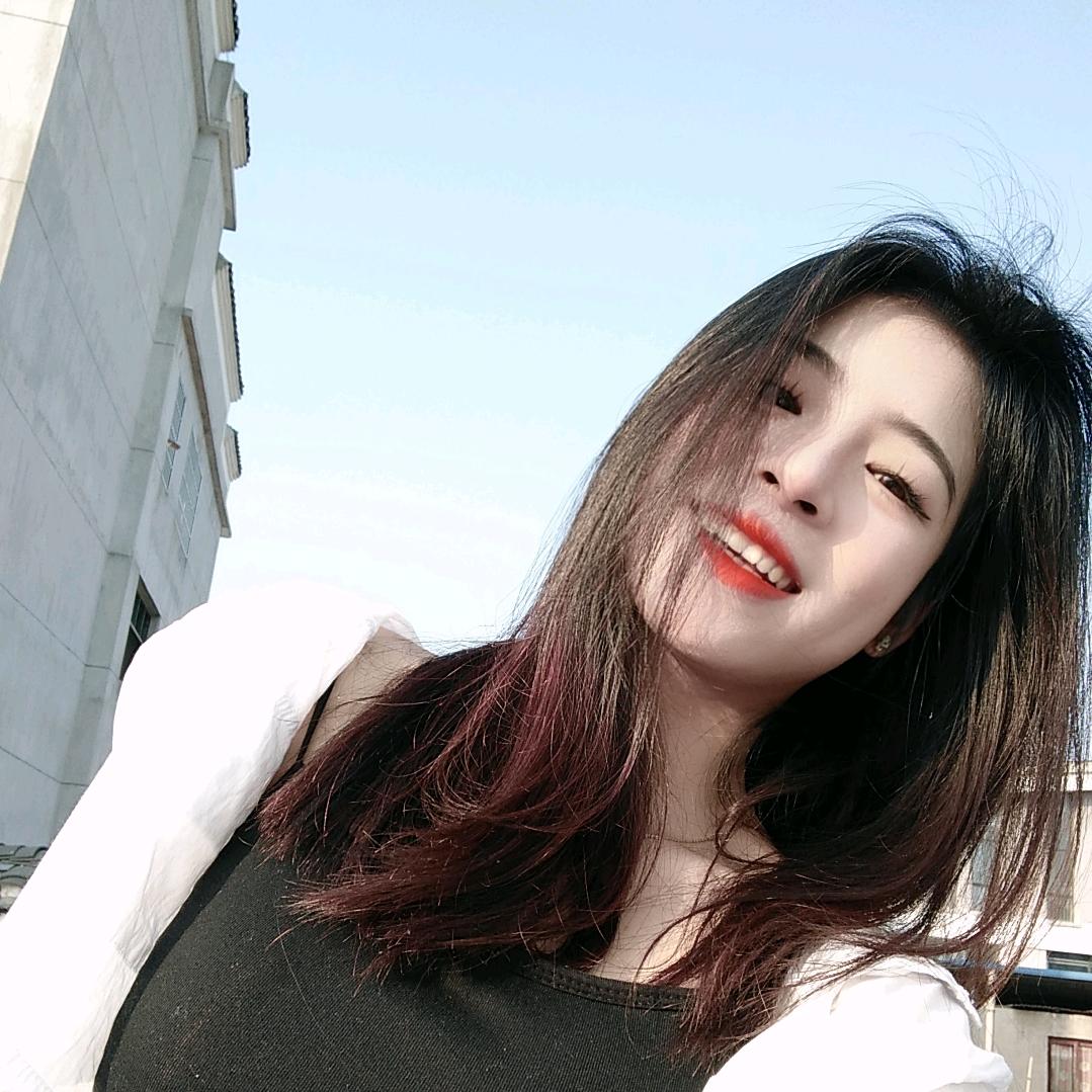 @露子酱