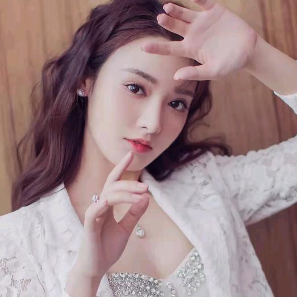 ℋღ᭄一川月白🍒᭄💞࿐