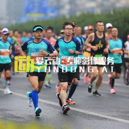 用脚步丈量大地