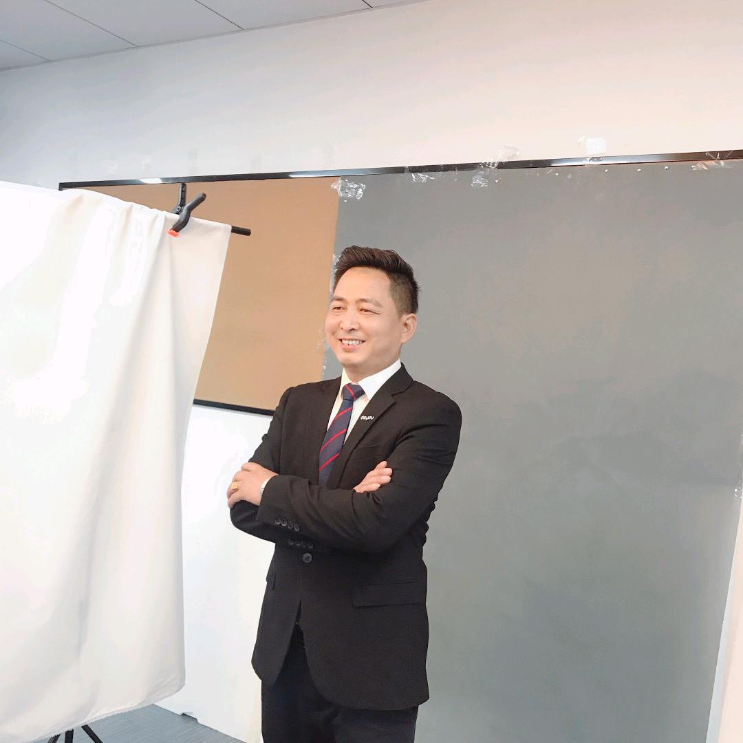 龙哥，教你买房不踩坑 m。