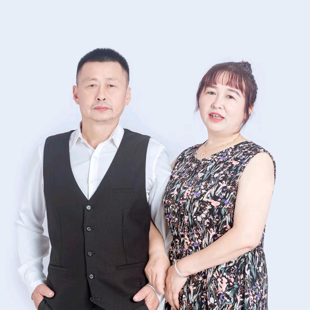 杨琼