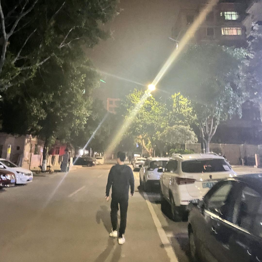 小林同志