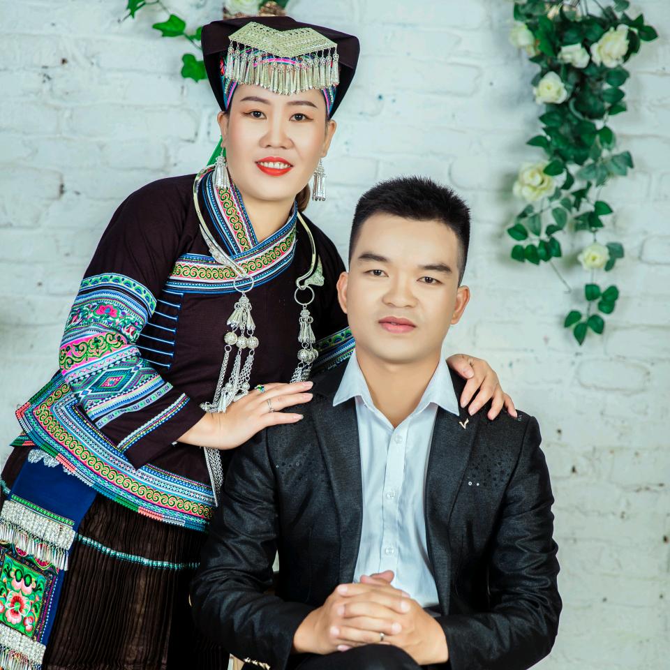 丘北缘兰银饰品批发