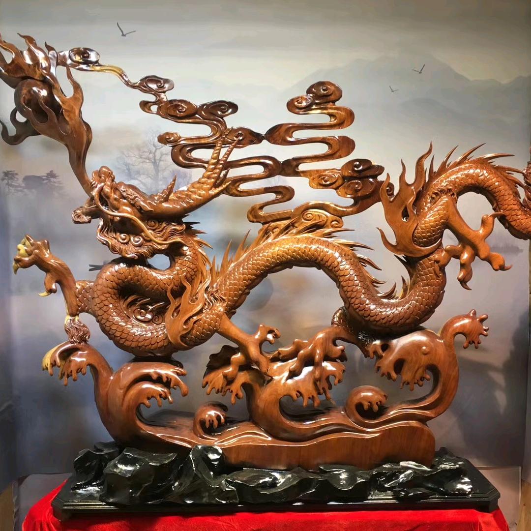龙腾根雕厂