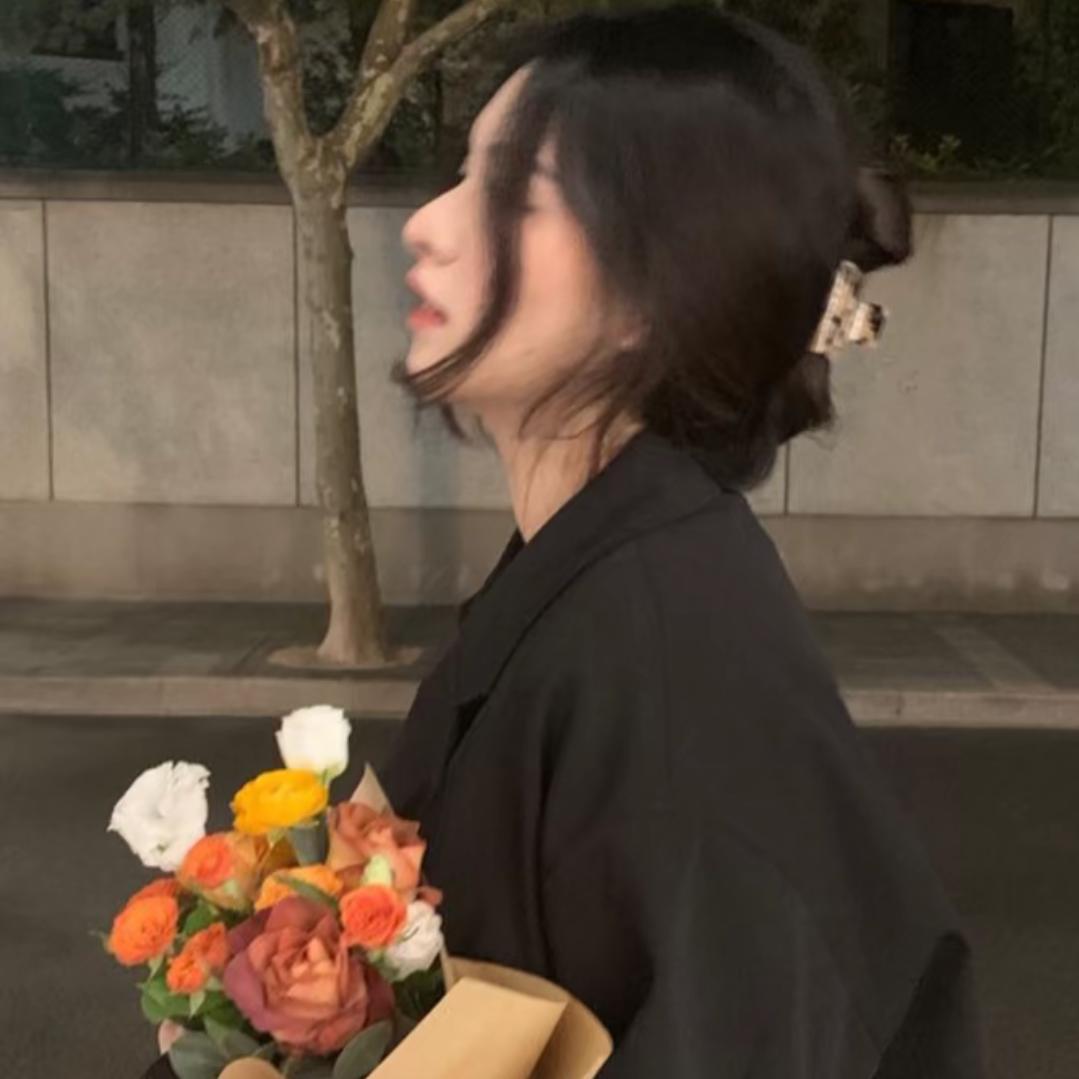 困⁴了.