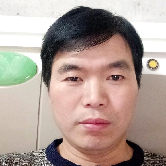 黄茅小刀、铃木(张权摩托车行)