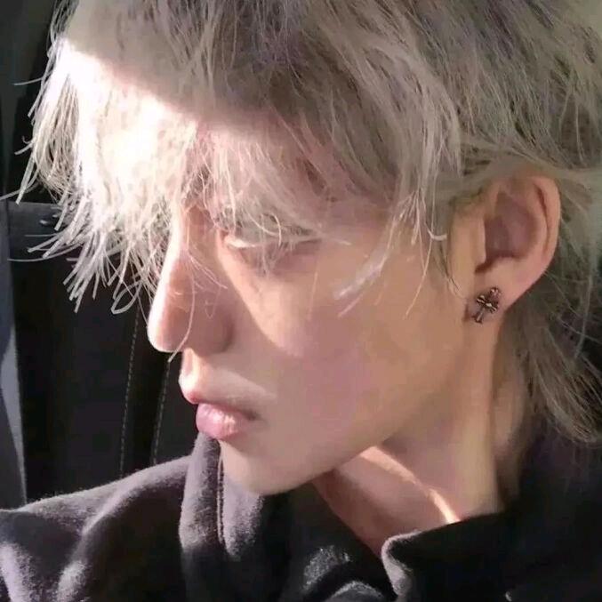 妻子岀柜陷入孤独