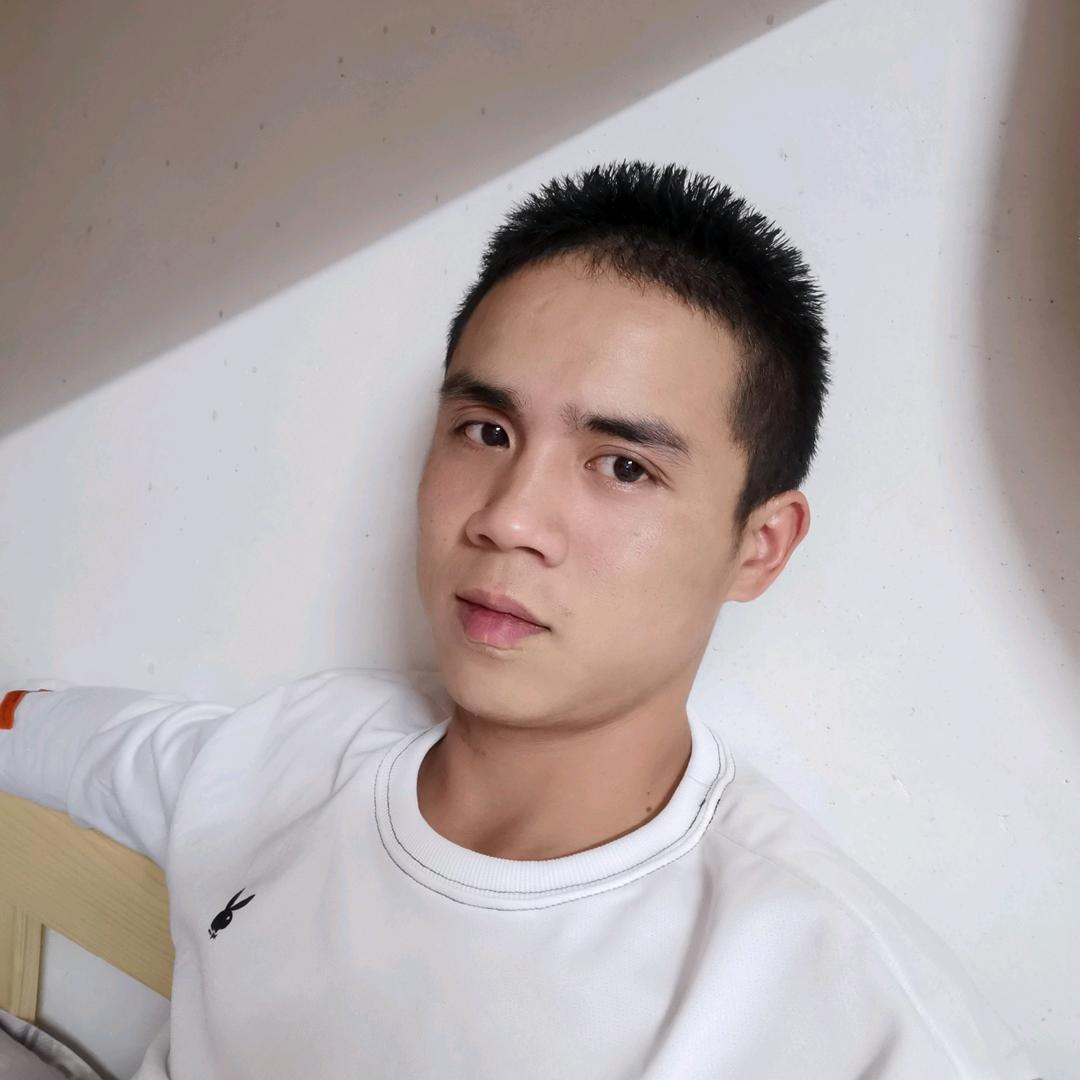假装。。