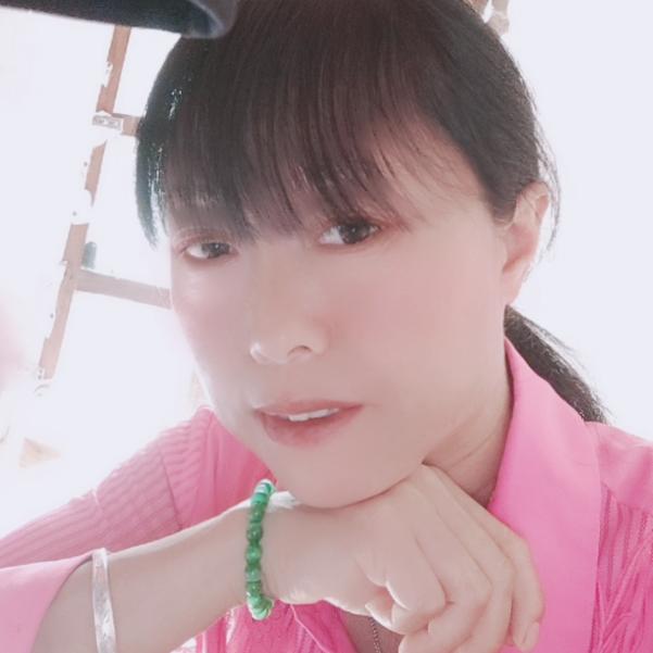 《山咔咔的女人》张，幸福快乐🌾🌹🌷