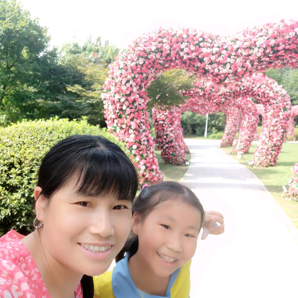 人生短暂👩‍👩‍👧‍👦平淡是福