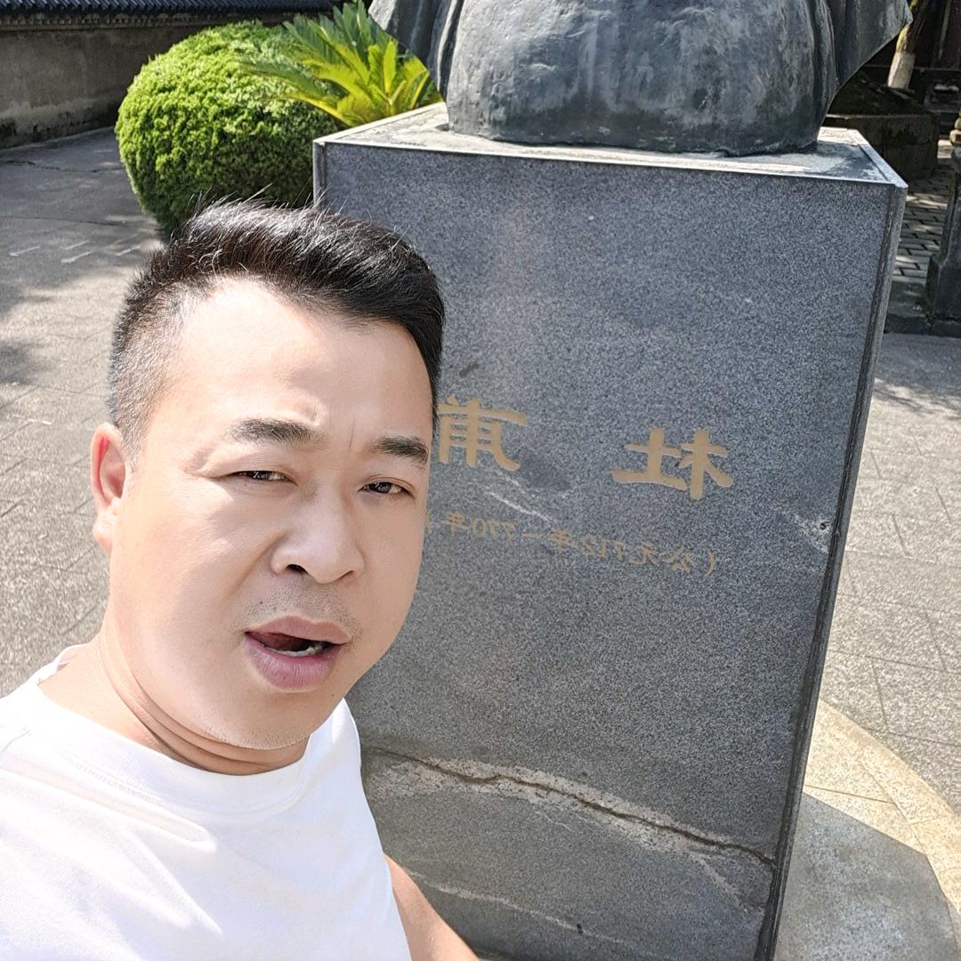睡不捉大排档文胖子