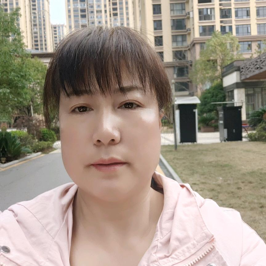 龙溪铺湘粤家具店周冬华