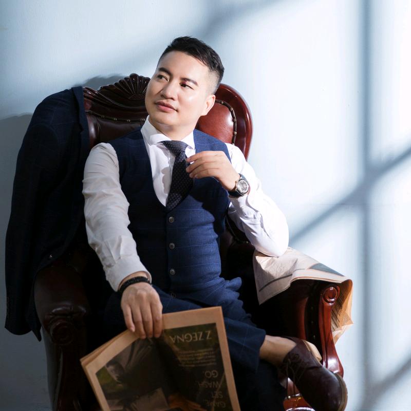 佛山龙泰商务车改装