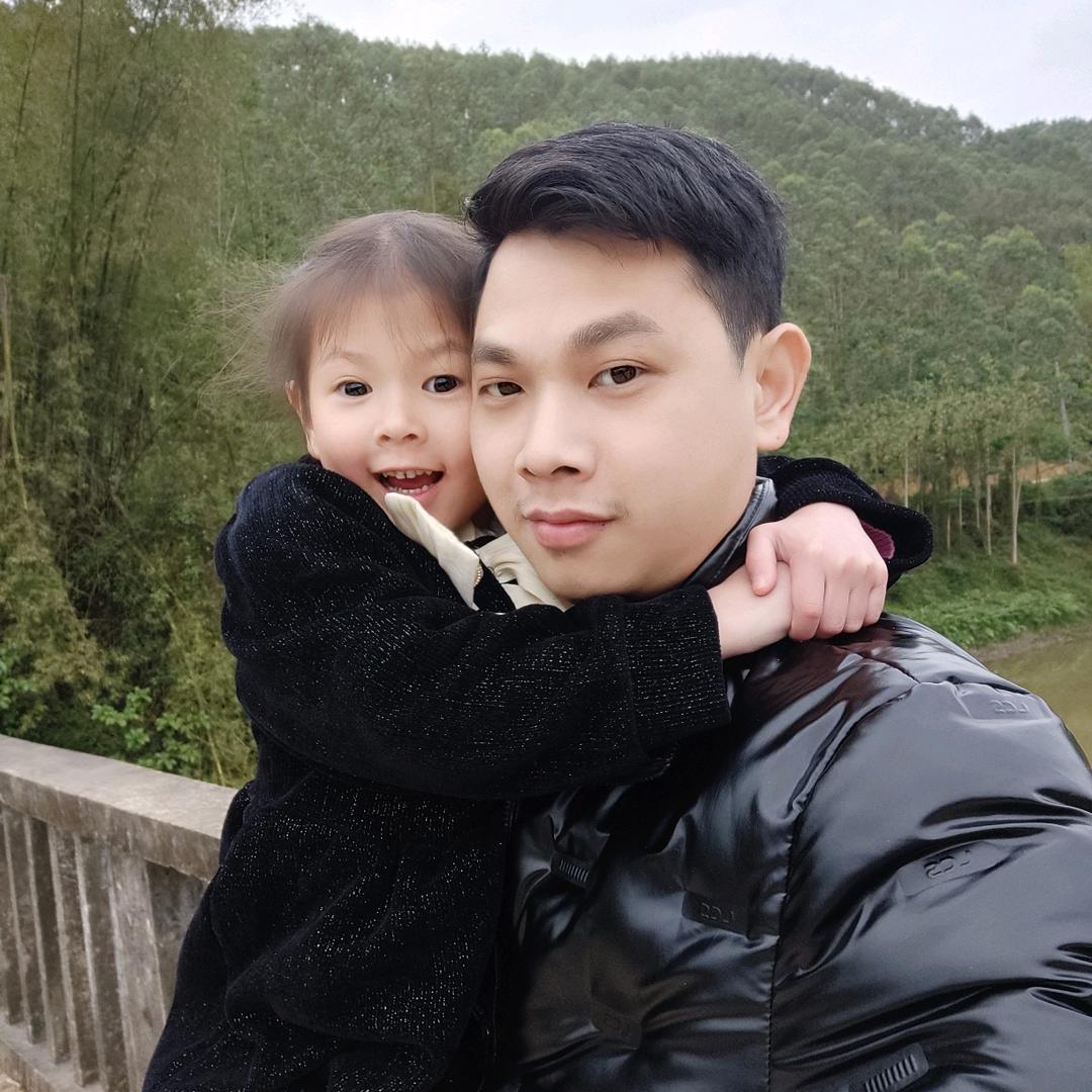 王先森父女记录生活