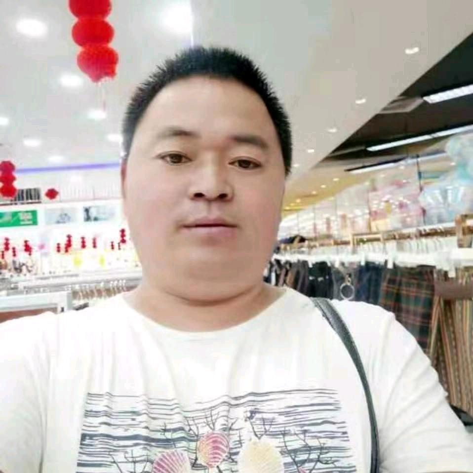 梦想而飞。