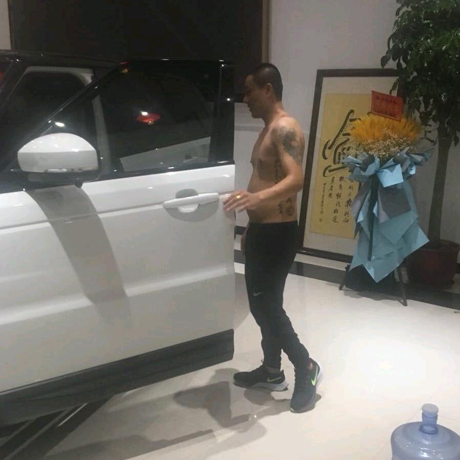 矿泉水