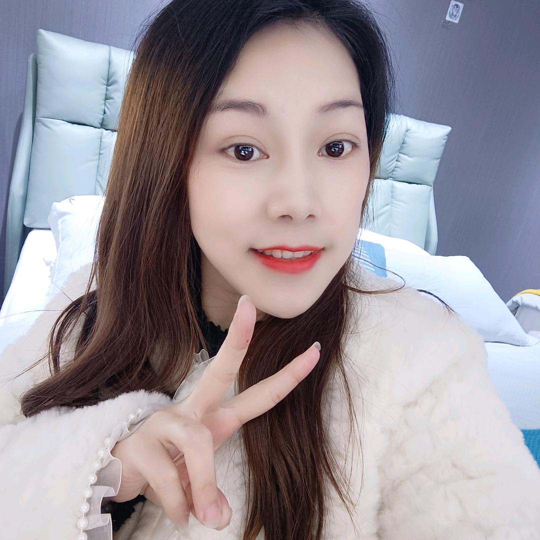 💞艳芳💞（不定时直播）