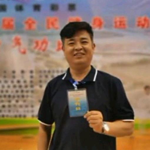 半碗玉米粥