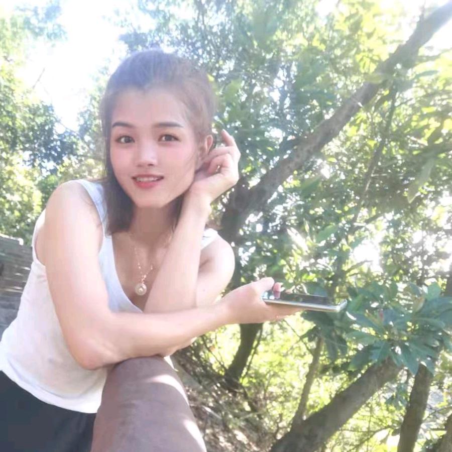 \老张不老ˇ