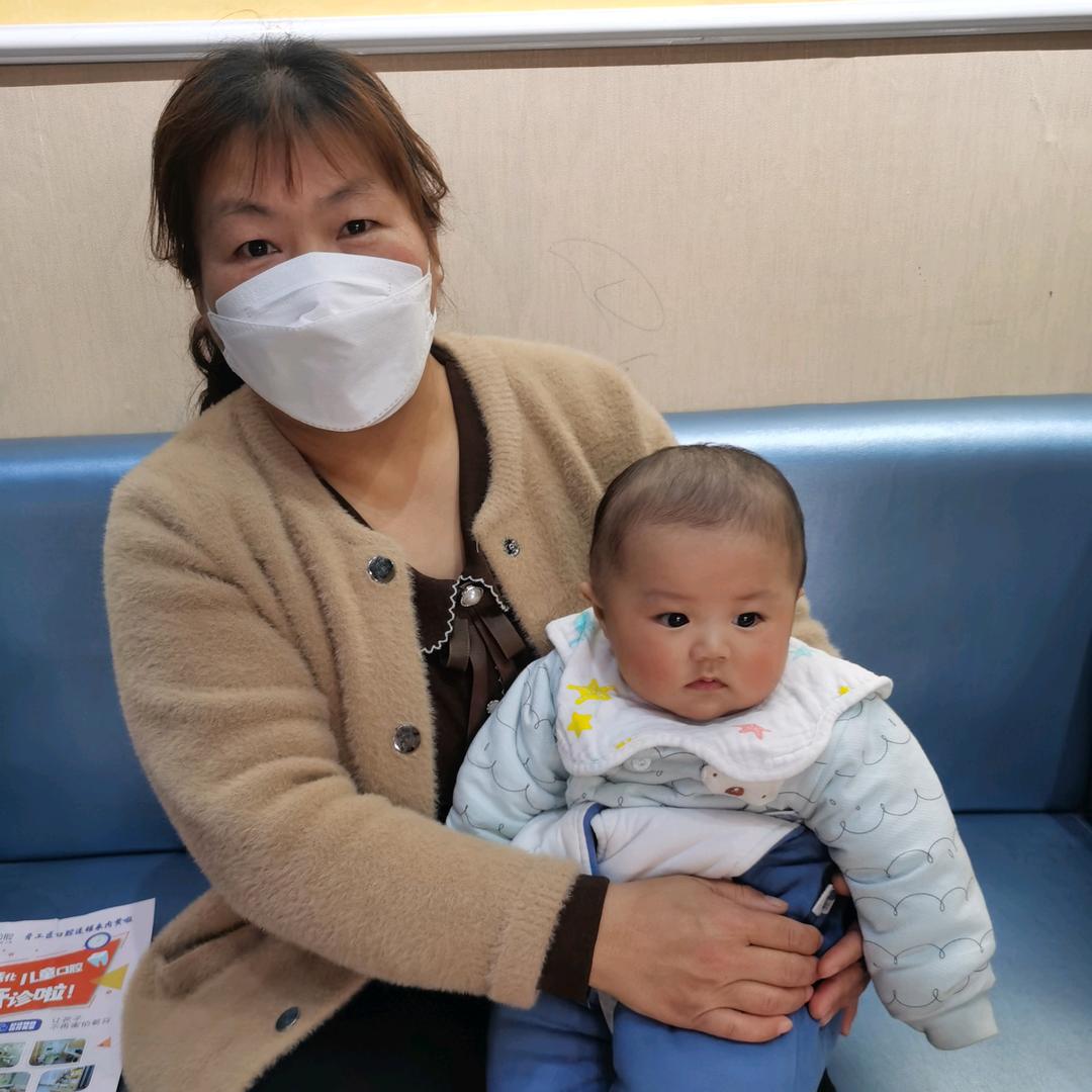 复印店的老板娘