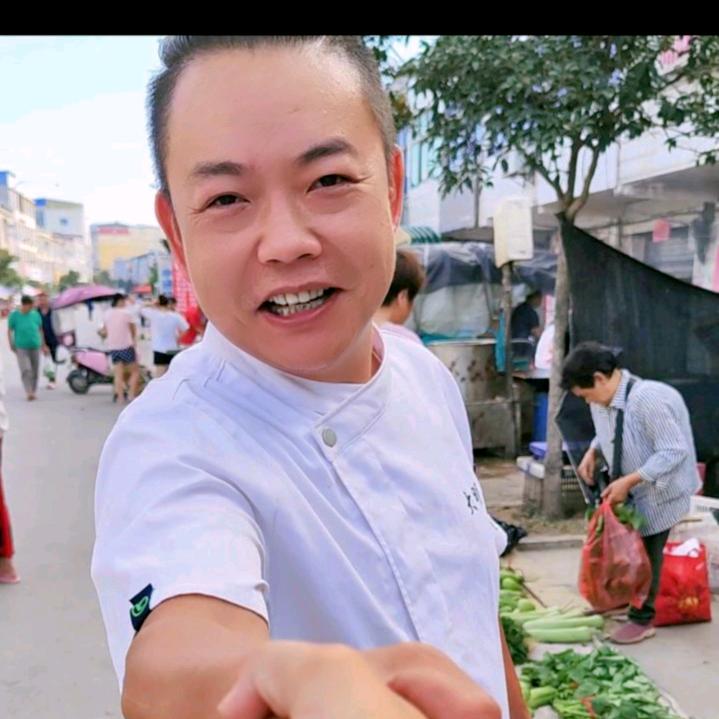 饺子大明哥