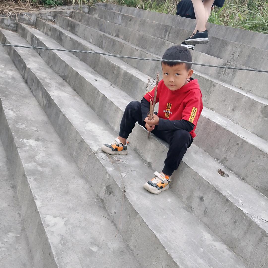 龟塘龙洞湾酒厂