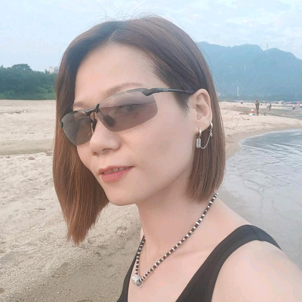 李华娃
