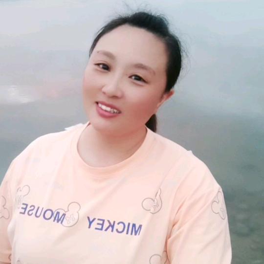 罗田九资河镇(杏兰服饰)