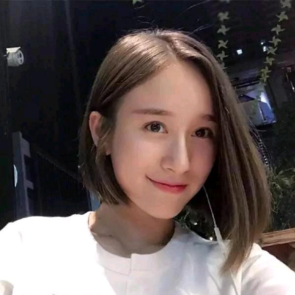 锦鲤附体的小妹纸