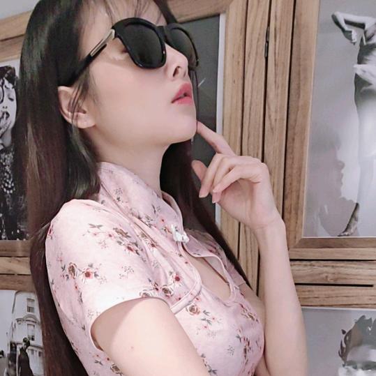 曾红红