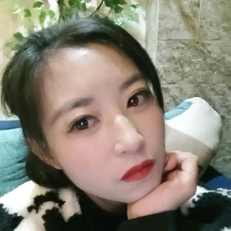 80的小阿姨