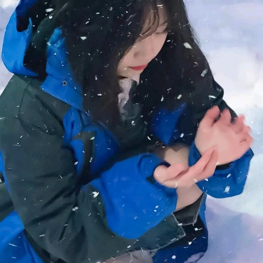 桃洛川.