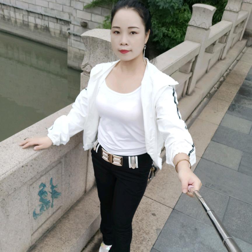 牟家姑娘小琴