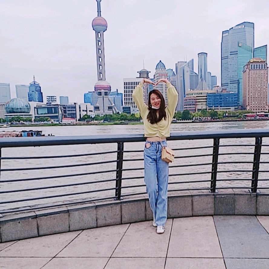 小胡老师要努力吖