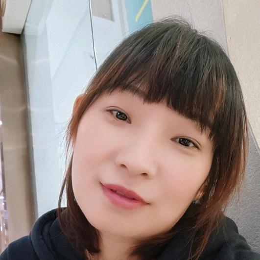 吐露芬芳