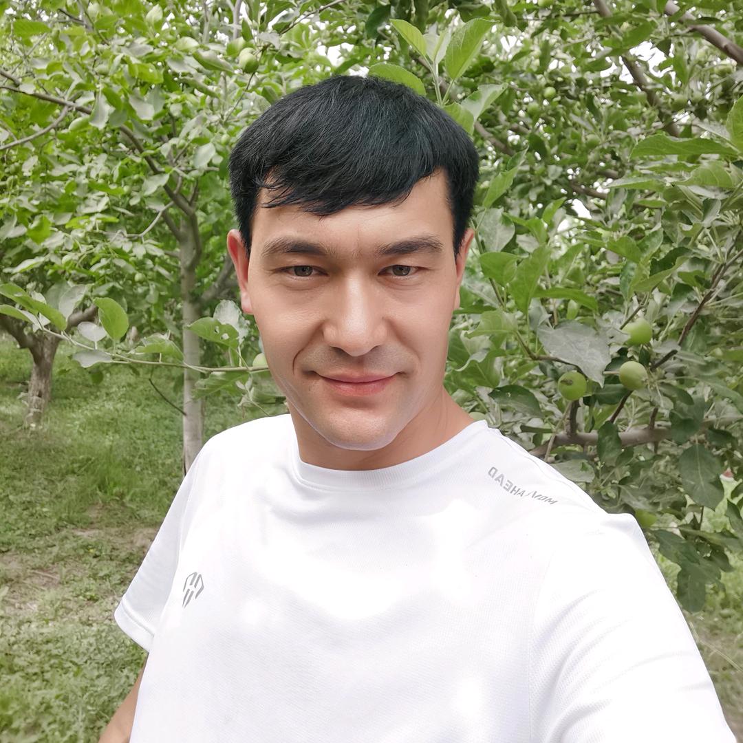 阿迪力江十俩金店