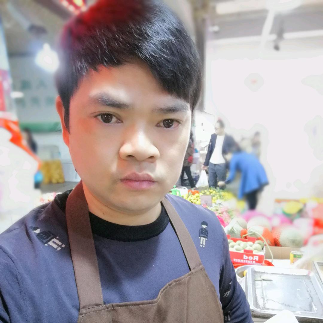 菜市场里的仔（小吴水果炒货店）