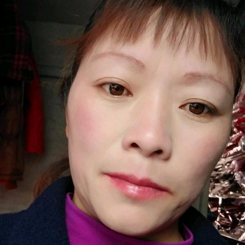 姓李小妹。