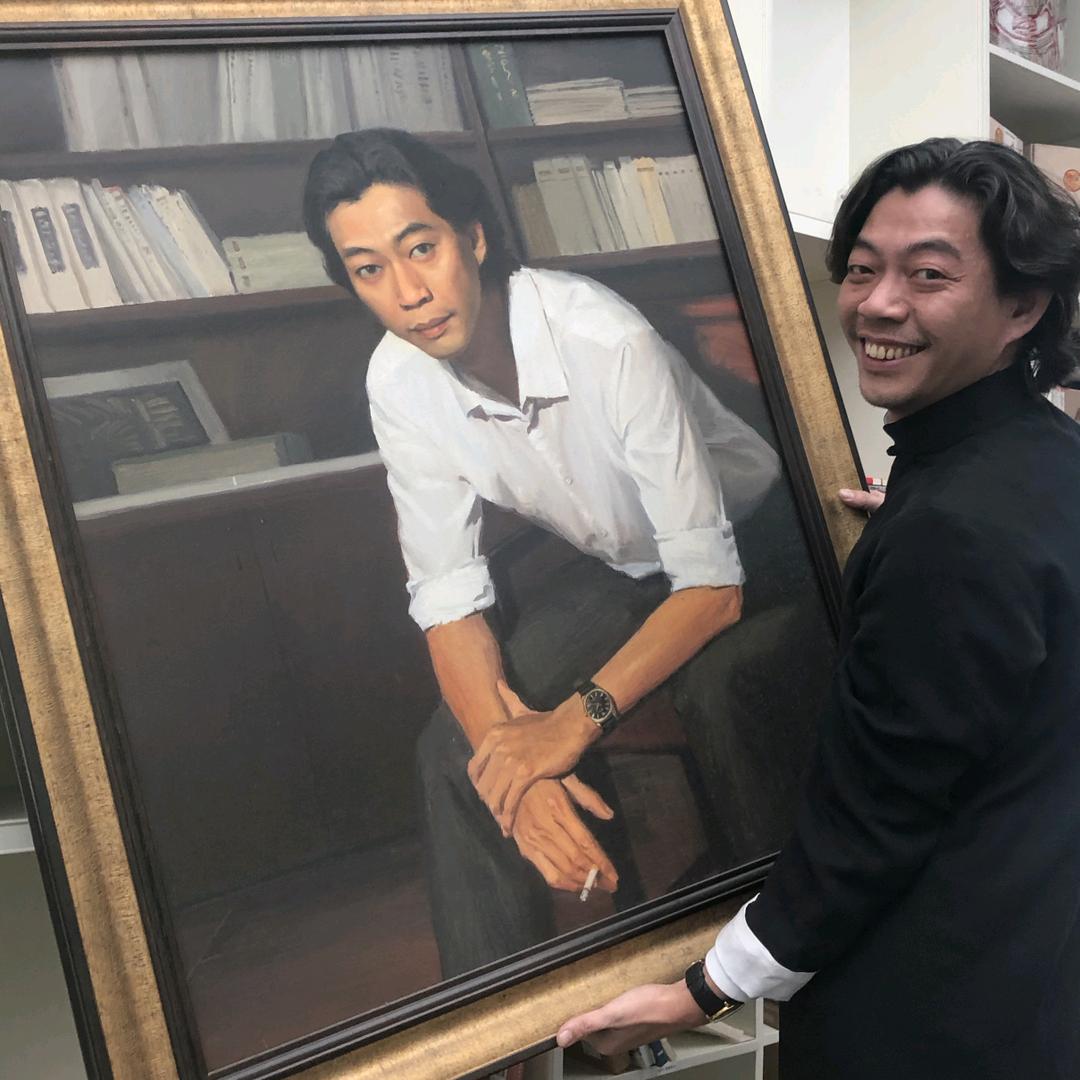 尘恭梓9394