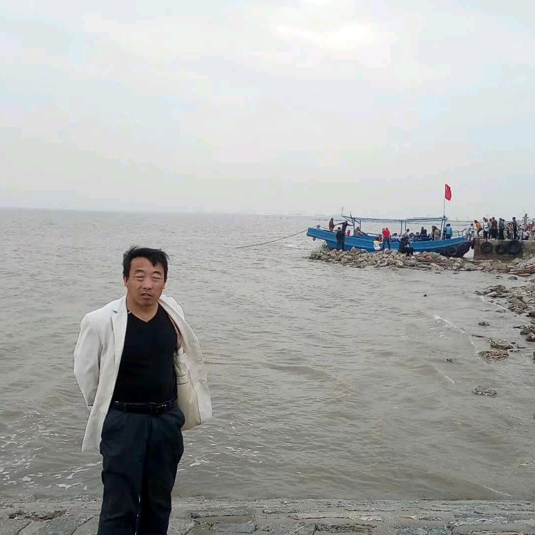 徐华