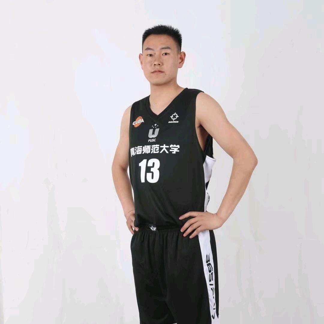 阿德打🏀