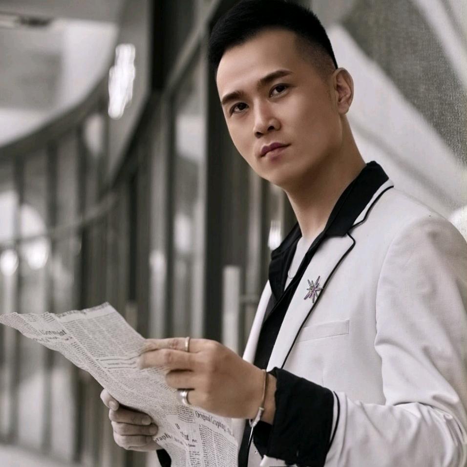 亮哥🎤
