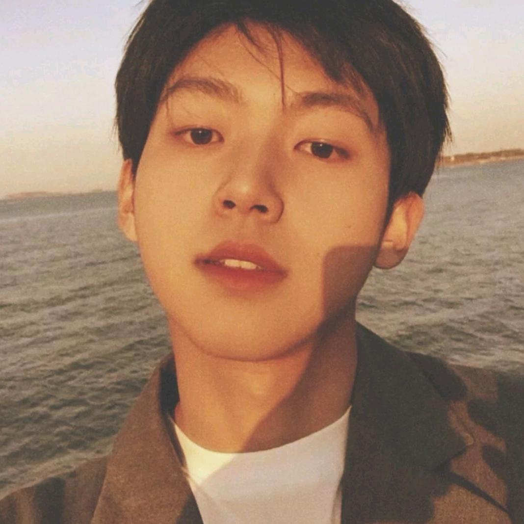 隔壁的小陈同学